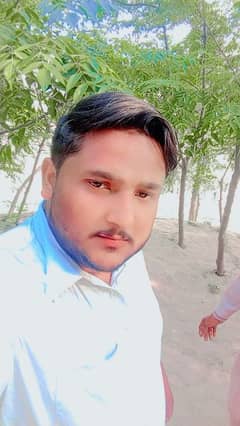 mujhe