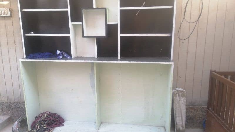 Rack for sale. diyar ki lakri 0