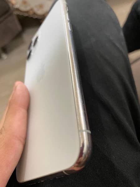 iphone 11 pro pta approved 256 gb 1