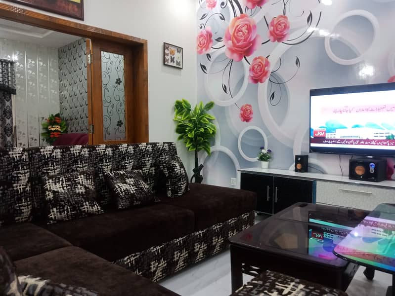 10 marla furnish portion for rent in allama iqbal town Lahore 6