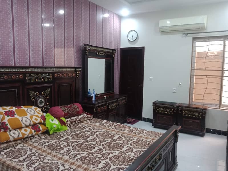 10 marla furnish portion for rent in allama iqbal town Lahore 4