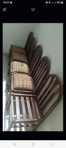 selling my dinning chairs in good condition 0