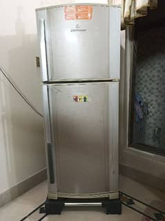 Dawlance Big size Refrigerator Contact:03217830890