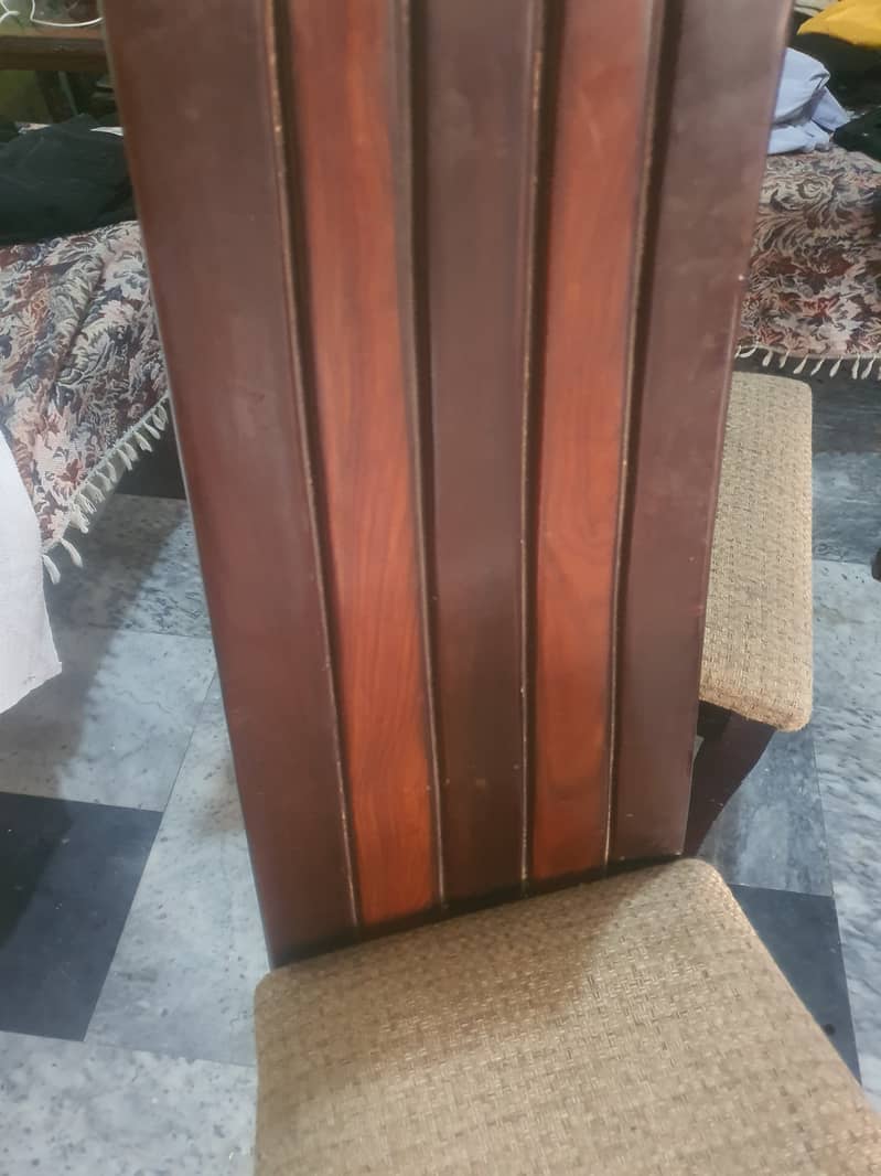 Dinning with 4 Chairs  . . . Urgent for Sale 1