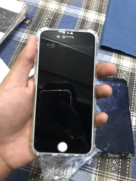 iPhone 8 non pta no open or repair 10