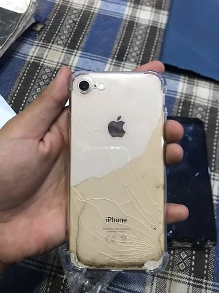 iPhone 8 non pta no open or repair 11