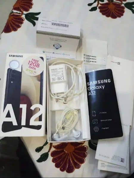 Samsung Galaxy a12 4 128 with box charger and all orginal accessories 6