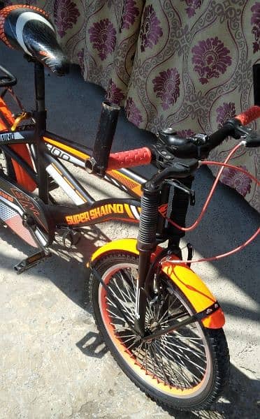 kids cycle (size 20"inch)(age 7to14) new condition  ph 0333 7105528 2