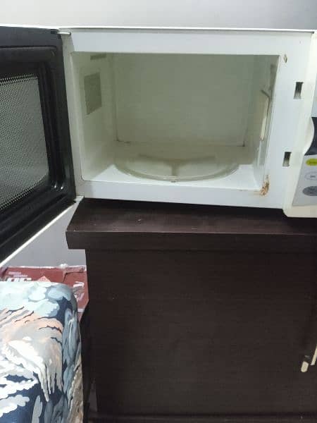 microwave oven used good condition 2
