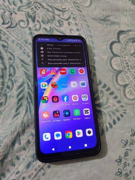 vivo y20 4/64 with box and cable exchange possible 2