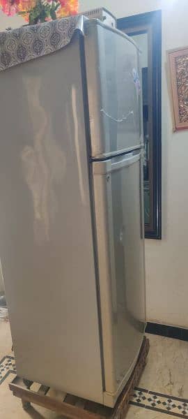 Dawlance full size refrigerator 2