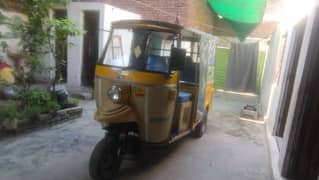 6 Seater Tez Raftar CNG Rikshaw In Good Condition