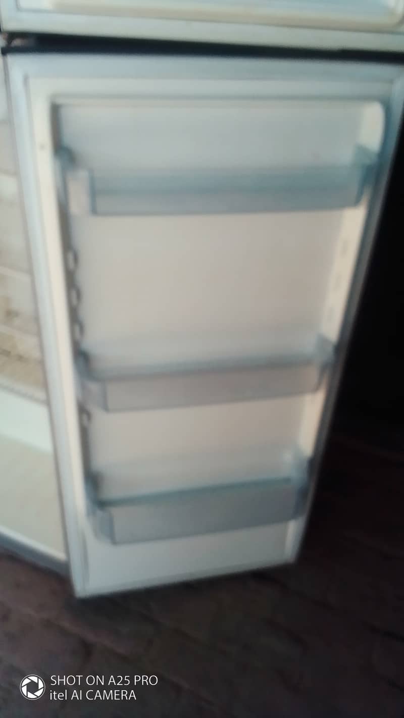 Refrigerator for sale 10/8 condition 6