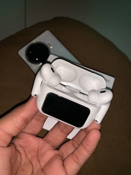 AIRPODS PRO TITANIUM WITH LCD DISPLAY 3
