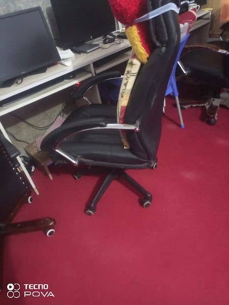 office chair rapir and sale shop in multan 5