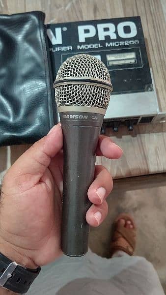 jambo offer : Samson Q8x mic + ultragain pro tube 6