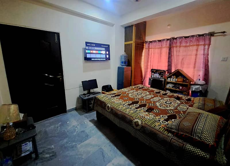 Luxurious Fully Furnished One-Bedroom ApartmentsinPakistanTown 5