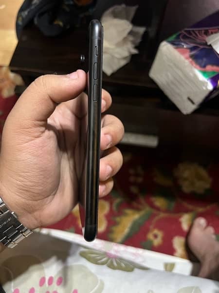 Iphone xr non pta jv LL/A model 96 health water pack 3