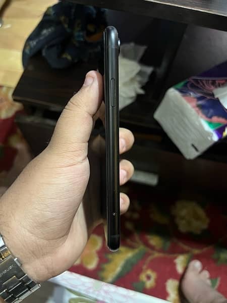 Iphone xr non pta jv LL/A model 96 health water pack 4
