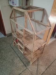 wooden cage good condition