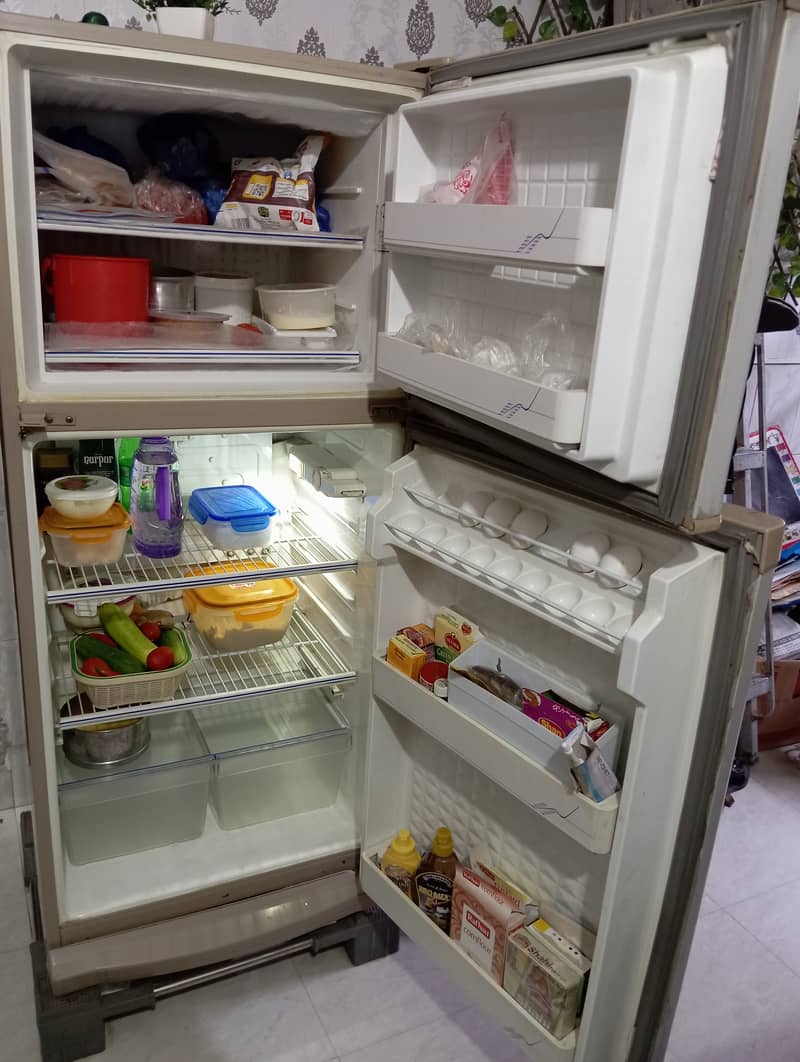 Dawlance Refrigerator for Sale (Urgent) 1