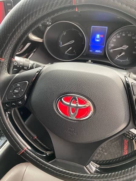 Toyota C-HR 2018 4