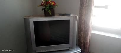 used LG tv in great condition 0