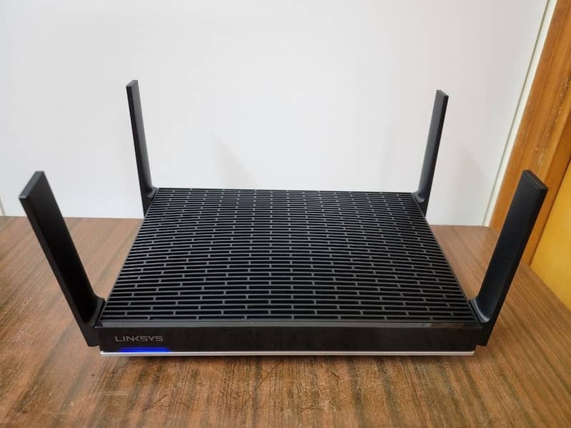 Linksys/ Wifi 6/ EA9350/ AX4500 MU-MIMO/ Dual-Band/ WiFi 6 Router Used 4