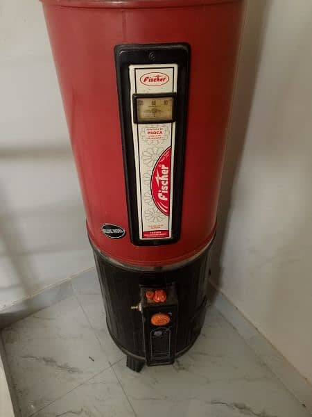 Gas geyser for sale fully functional 2