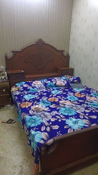 double bed in guud condition 1