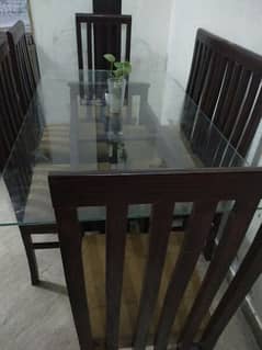 only 6 month used diningtable in very good condition 30,000