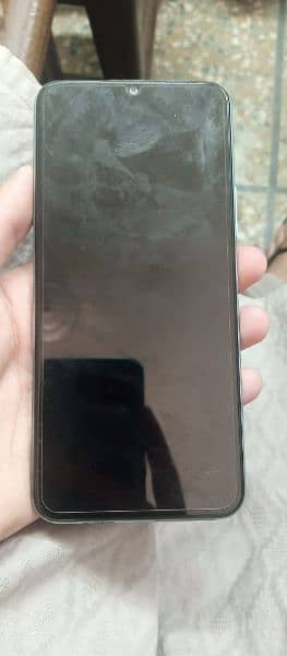 vivo y21 for sale 10/10 with box charge 1