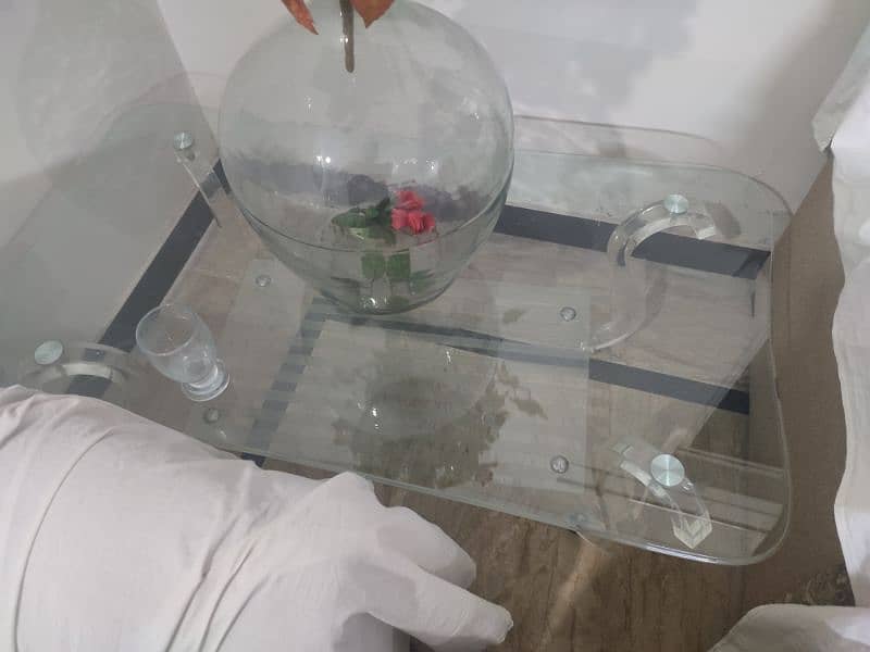 One full glass center table with 2 side tables 0