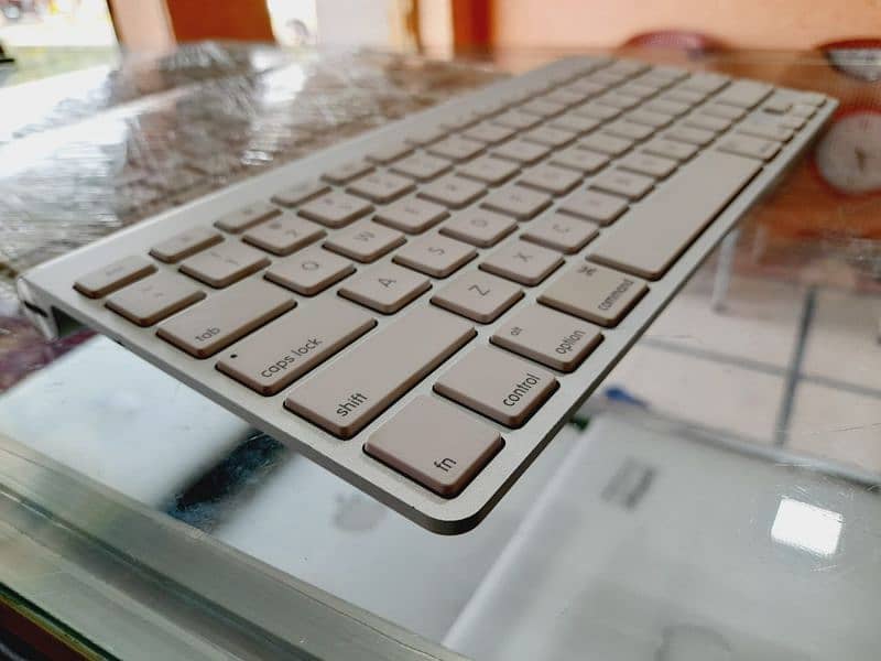 magic 1 keyboard Apple 2