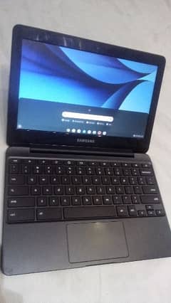 SAMSUNG CHROMEBOOK PLAYSTORE WITH CHARGER 0