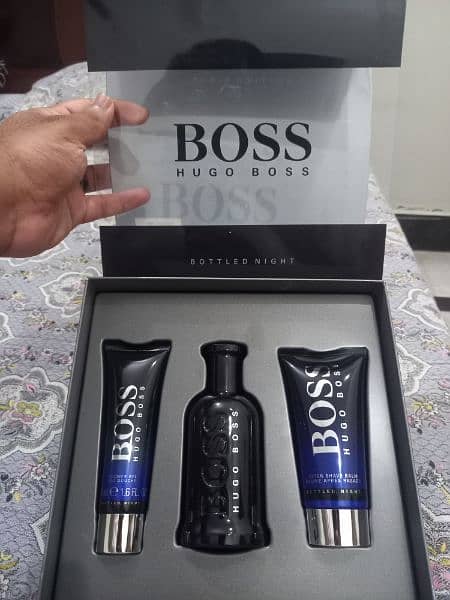 boss , bleu de chanel, ck man orignal perfumes 0