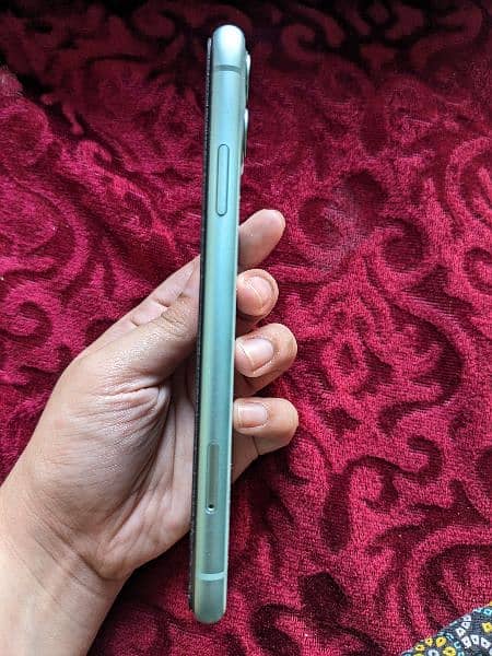 Iphone 11 128gb PTA Approved 5