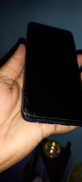 Huawei Honor8X 4GB/128GB. . . With box and charger. . Minor Glass crack. . 8