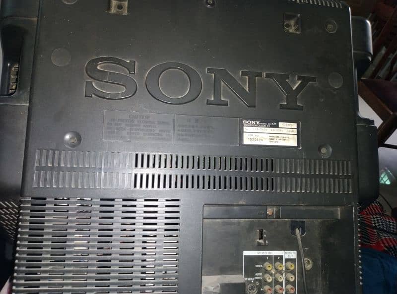 Sony Tv for sale urgent 5