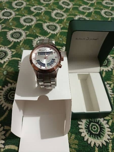100% orignal Al fajar watch . with box . waterproof. in good condition 5