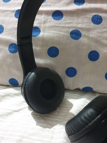 High Base Headphones with free delivery 3