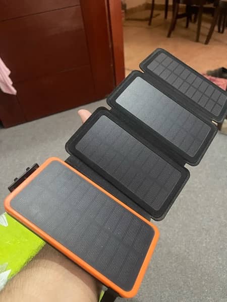 solar powerbank 4 plates 4