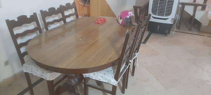 DINING TABLE 1