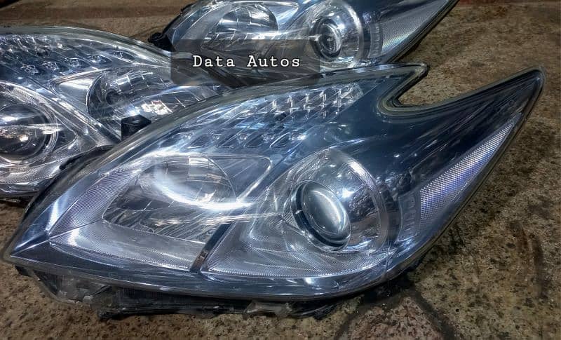 Toyota Prius Headlights 2012 4
