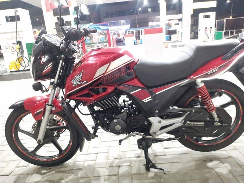 honda cb 150f 2022 model for sale in very good condition 2