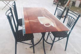 Dining table for Sale