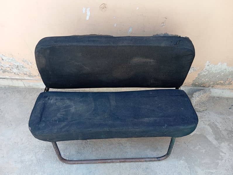 carry Bolan chairs 5