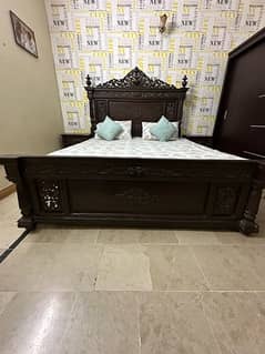 Bed set Console and wardrobe for sale 0