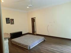 3 Kanal Beautiful House Available For Silent Office & Beautiful Location