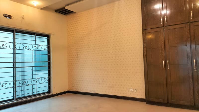 Kanal House At Prime Location For Rent IN DH 10
